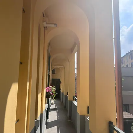 Iconic House Navigli - Bilocale Moderno Ed Elegante Lägenhet *